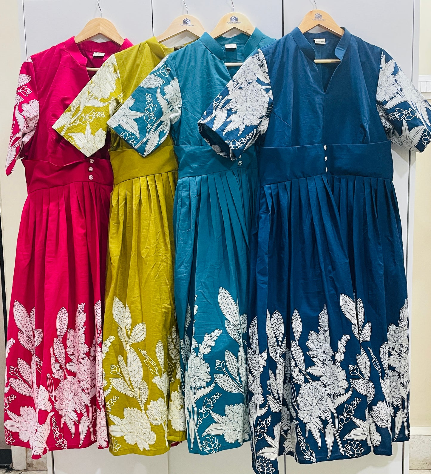 Boarder flower print dress